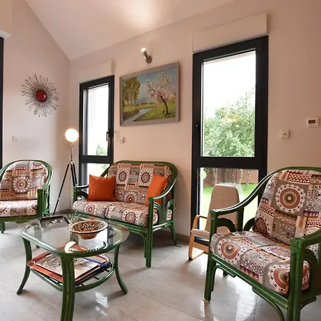 Horville Garden Retreat 펜션 *
