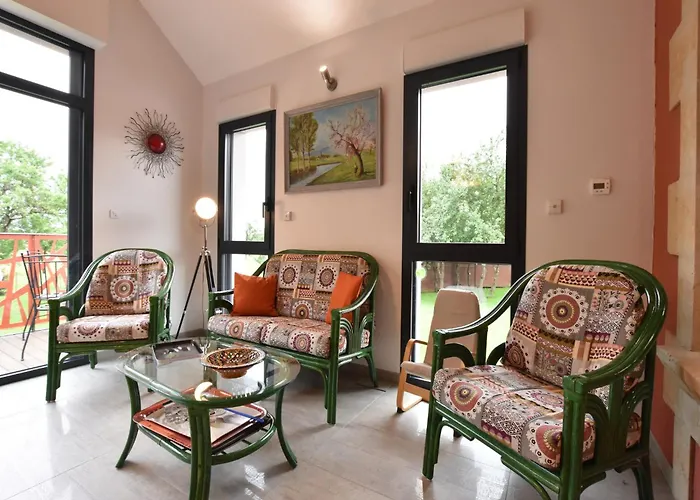 Horville Garden Retreat Holiday home *